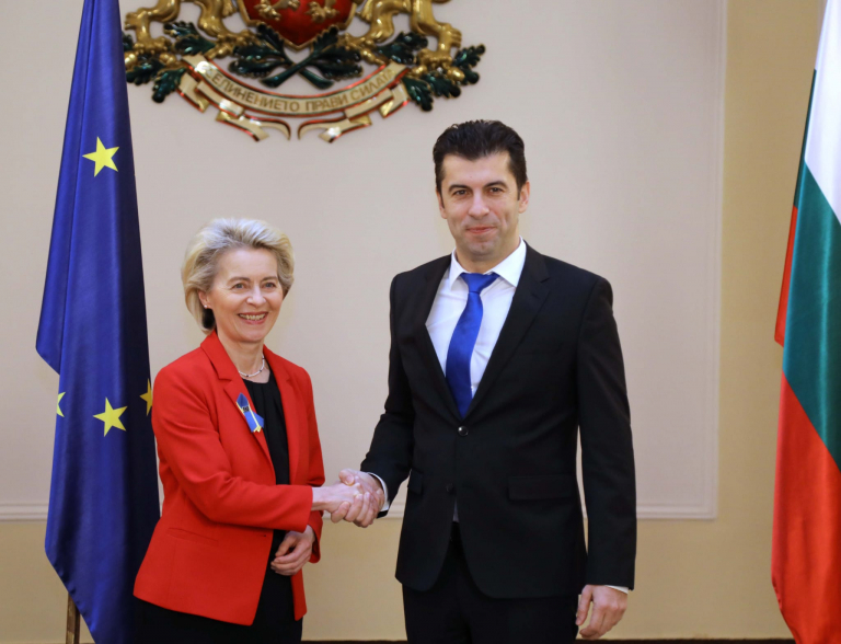 Среща на премиера Кирил Петков с председателя на ЕК Урсула фон дер Лайен във връзка с официалното одобрение на ПВУ